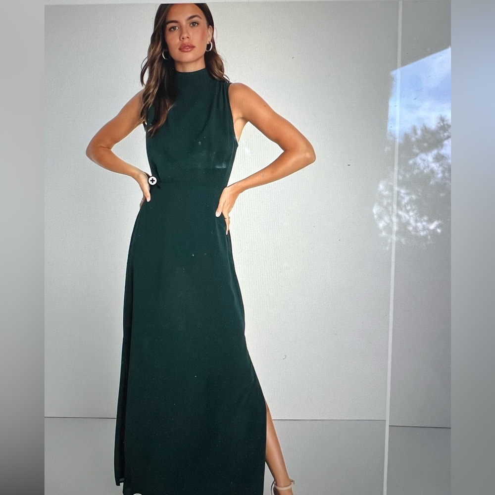 Lulus maxi dress in forest green